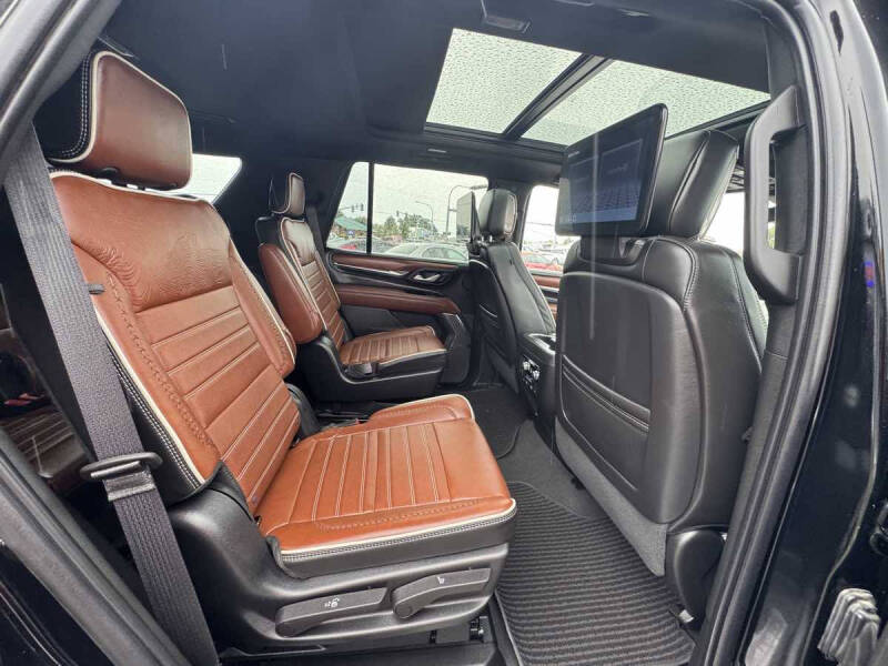 2023 GMC Yukon Denali Ultimate