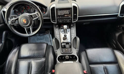 2016 Porsche Cayenne