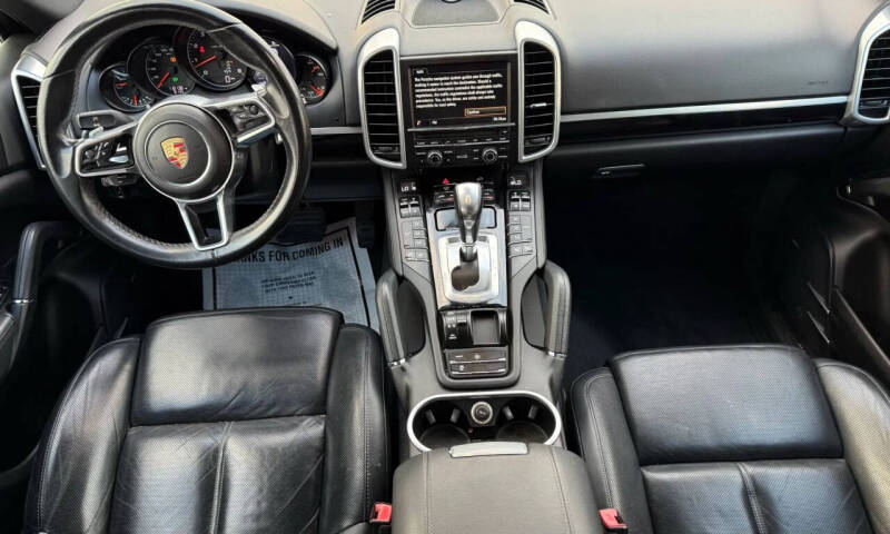 2016 Porsche Cayenne