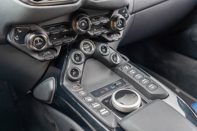 2022 Aston Martin Vantage 29