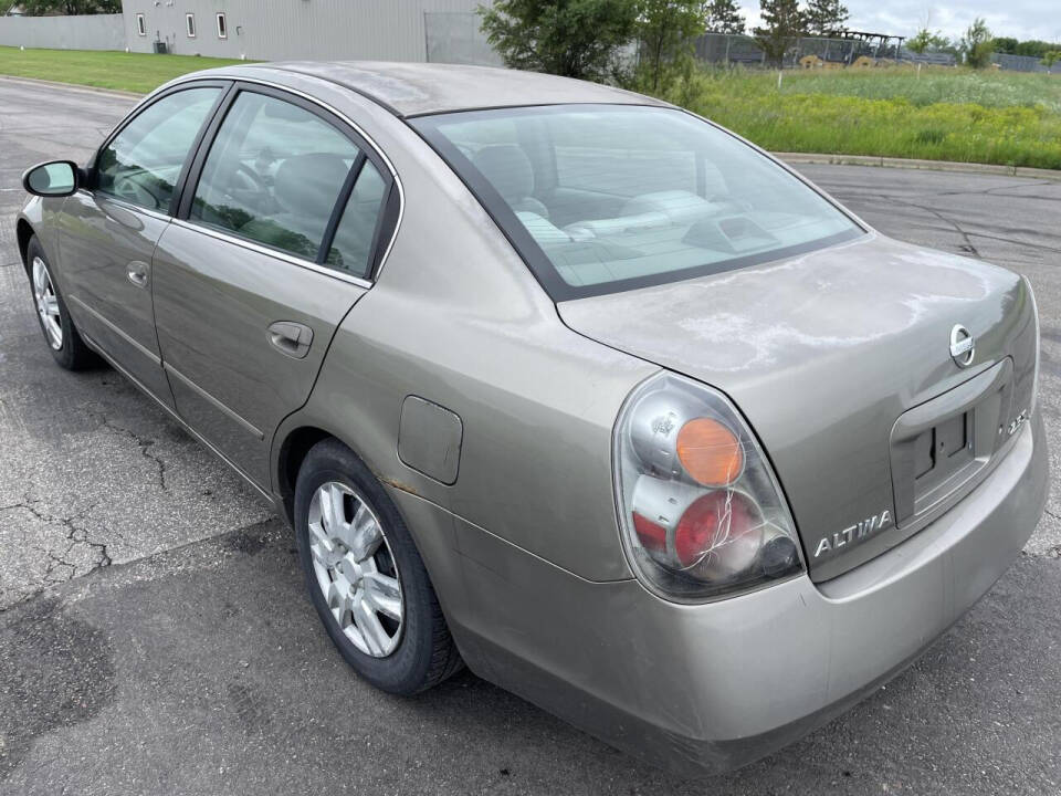 2002 Nissan Altima for sale at Twin Cities Auctions in Elk River, MN