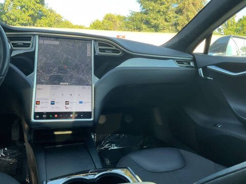2016 Tesla Model S 70