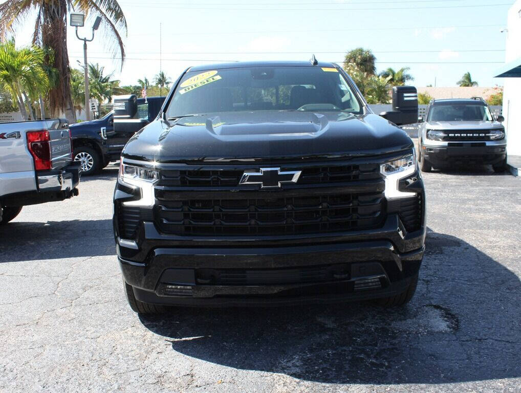 2022 Chevrolet Silverado 1500  - $56,995