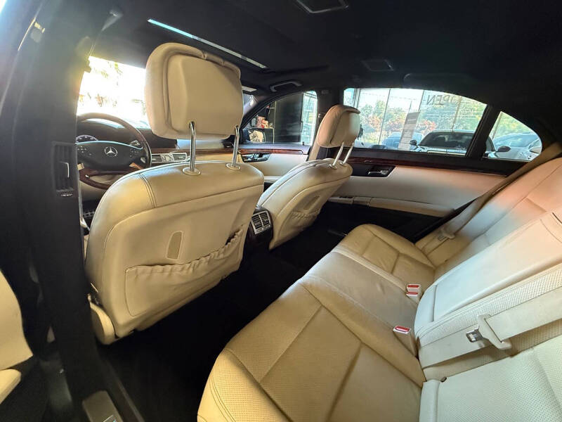 2012 Mercedes-Benz S-Class S 550