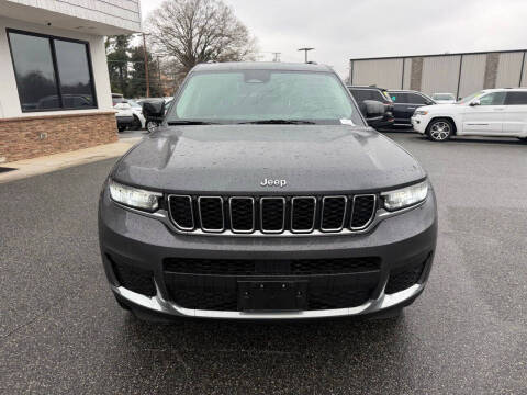 2023 Jeep Grand Cherokee L Laredo