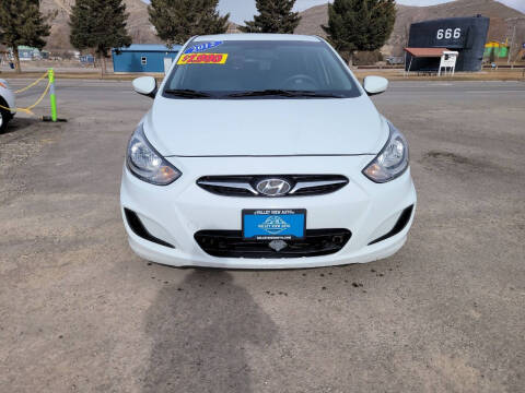 2012 Hyundai Accent GS