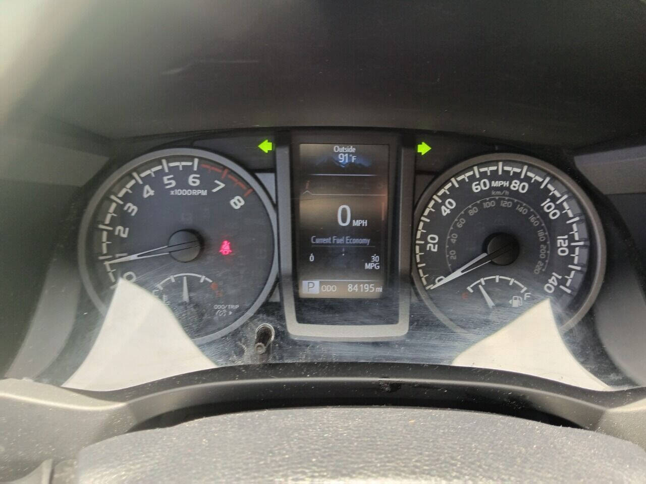 2016 Toyota Tacoma Pickup - $27,950