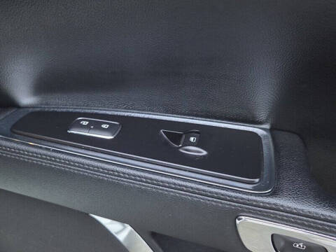 2019 Lincoln Continental Select