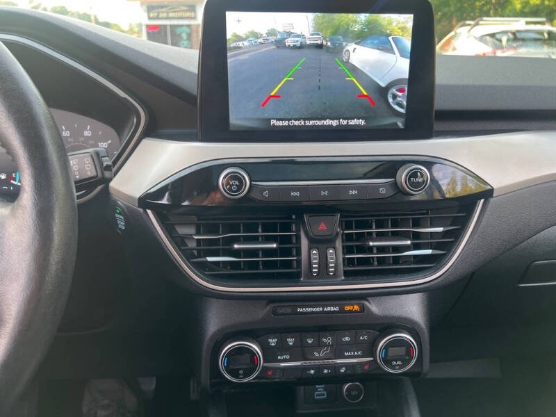 2021 Ford Escape SE