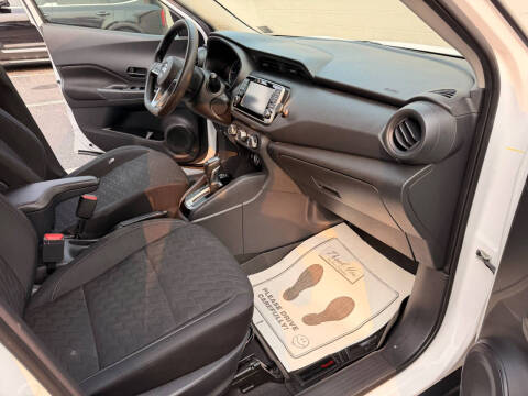 2021 Nissan Kicks S