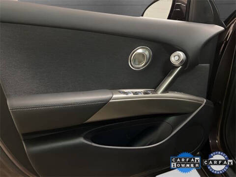 2024 Genesis GV60 Standard