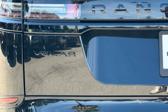 2026 Land Rover Range Rover Velar P250 Dynamic SE