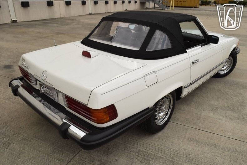 1984 Mercedes-Benz 380-Class 380 SL