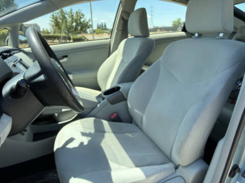 2012 Toyota Prius Two