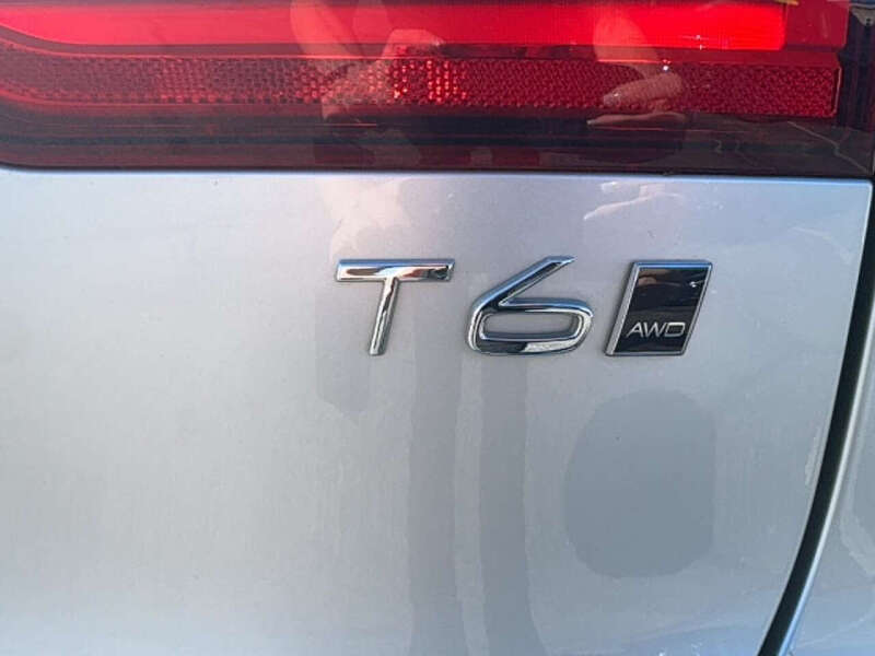 2018 Volvo V90 Cross Country T6