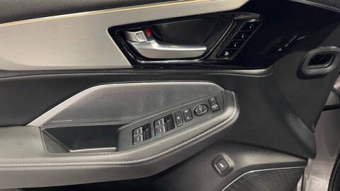 2025 Acura MDX w/Tech