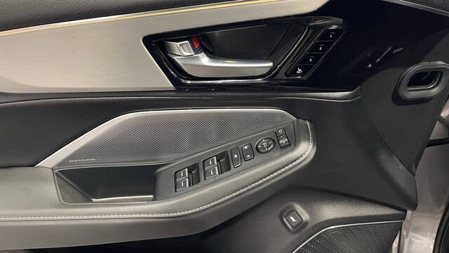 2025 Acura MDX w/Tech