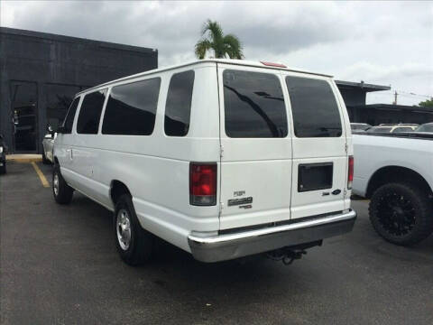 2011 Ford E-Series Wagon