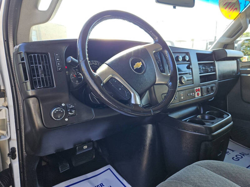 2016 Chevrolet Express 2500