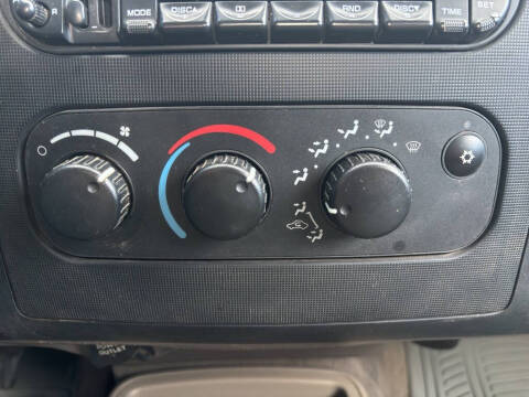 2004 Dodge Dakota SLT