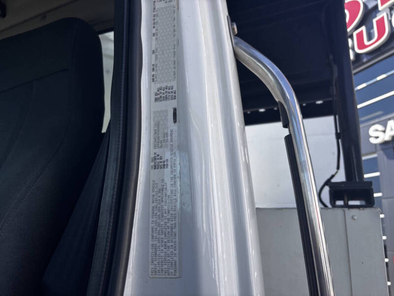 2007 Freightliner M2 106