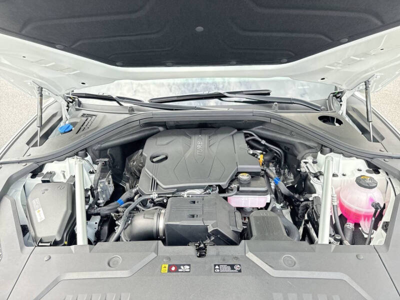 2025 Genesis GV70 2.5T Standard