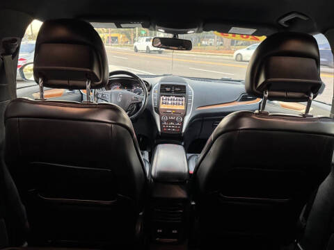 2019 Lincoln MKC Select