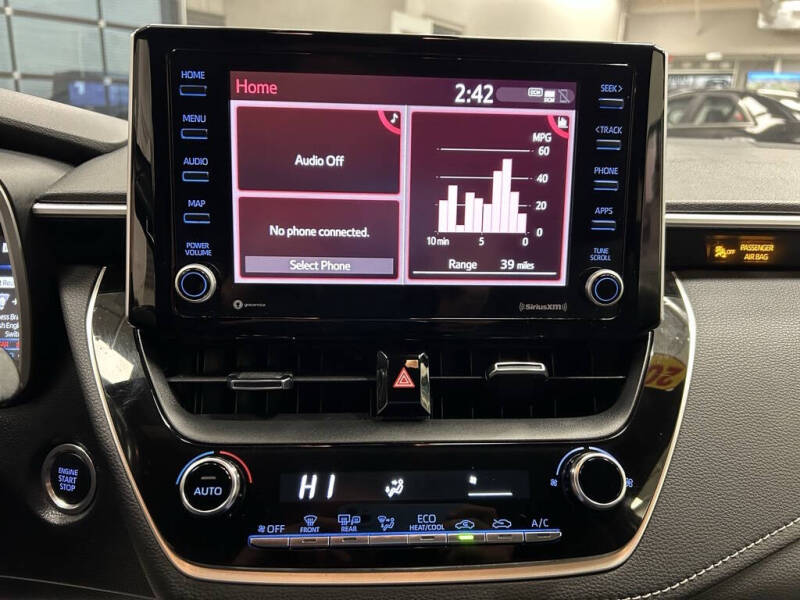 2022 Toyota Corolla Hatchback SE