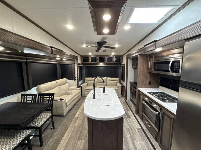 2021 KZ RV Durango