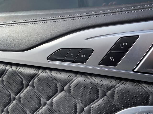 2022 BMW M8 Competition