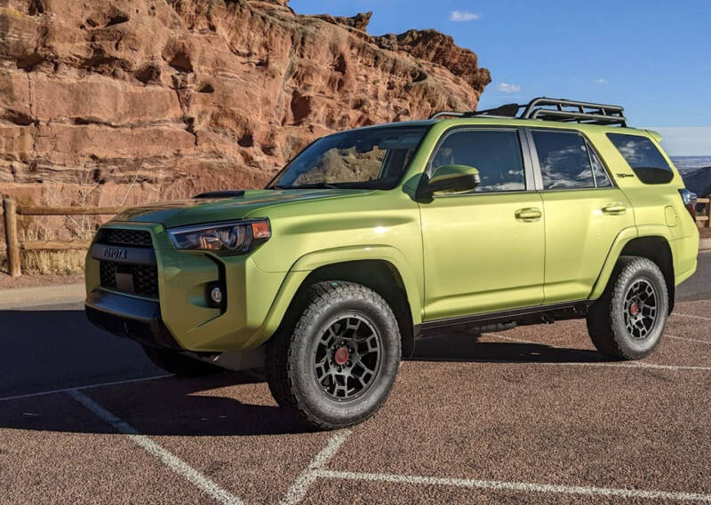 2023 Toyota 4Runner for sale at Diamante Leasing in Brooklyn NY