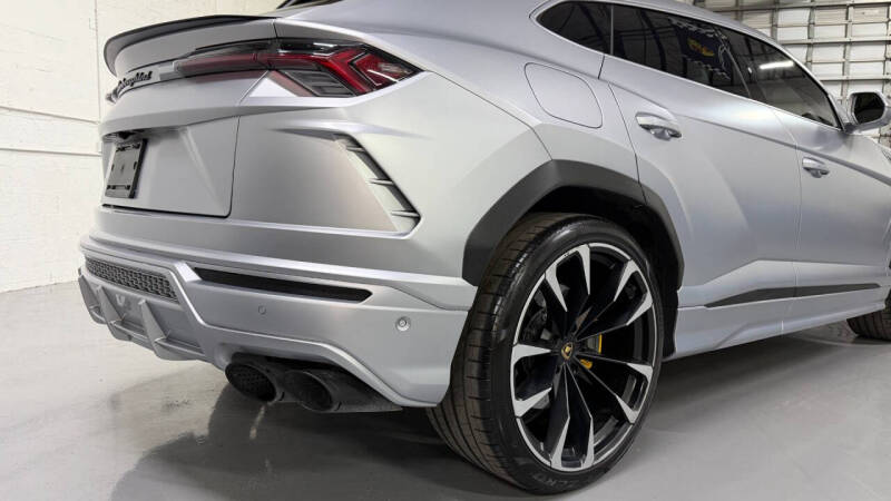 2022 Lamborghini Urus