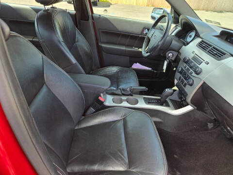 2010 Ford Focus SEL