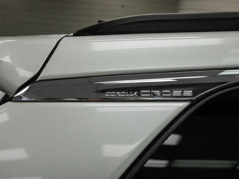 2025 Toyota Corolla Cross Hybrid