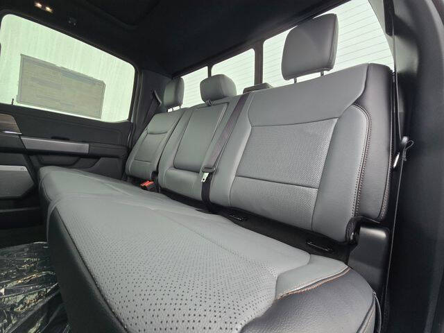 2025 Ford F-150 Lightning Lariat