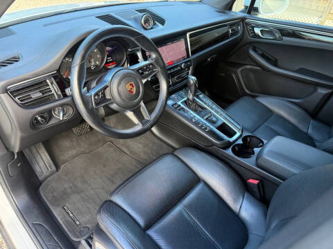 2020 Porsche Macan