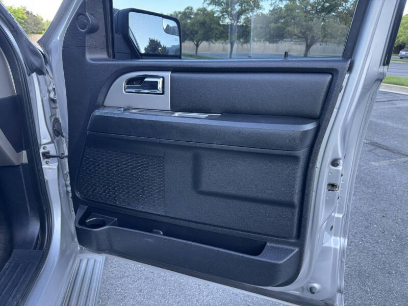 2015 Ford Expedition EL XLT