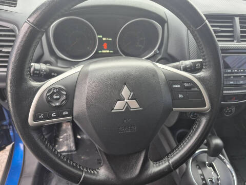 2015 Mitsubishi Outlander Sport 2.4 ES