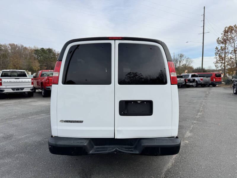 2019 Chevrolet Express LS 3500