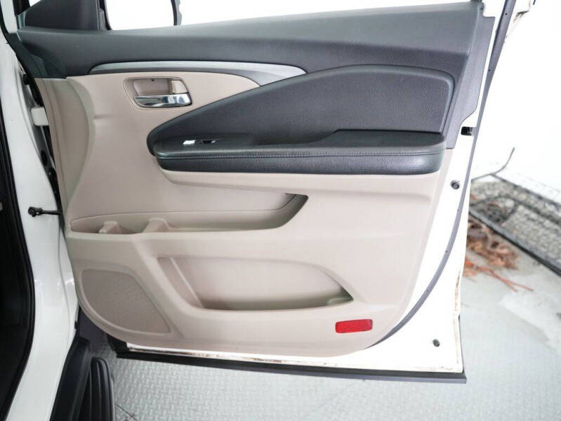2017 Honda Pilot EX