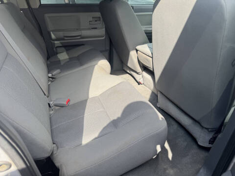 2006 Dodge Dakota SLT