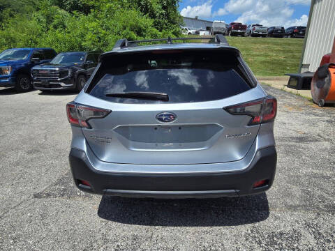 2023 Subaru Outback Premium