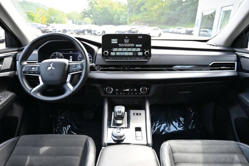 2023 Mitsubishi Outlander PHEV