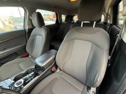 2023 Kia Sportage Hybrid LX