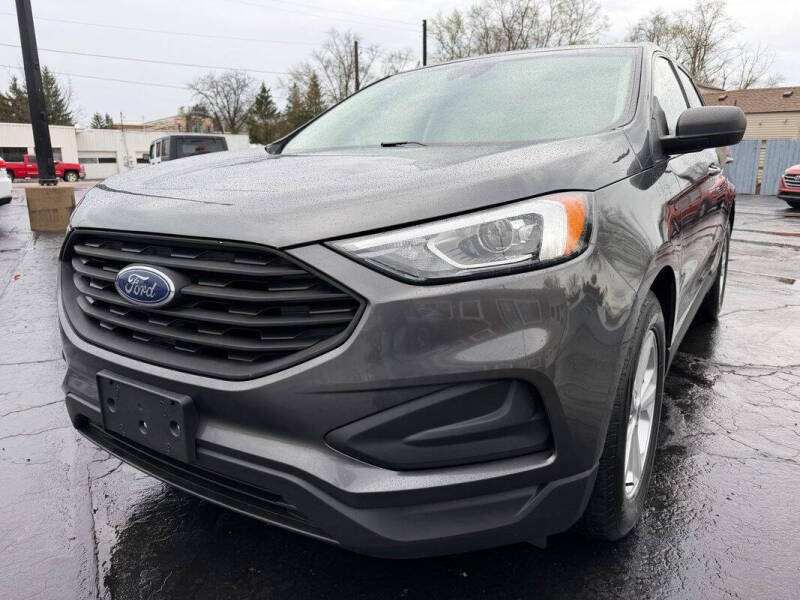 2020 Ford Edge SE
