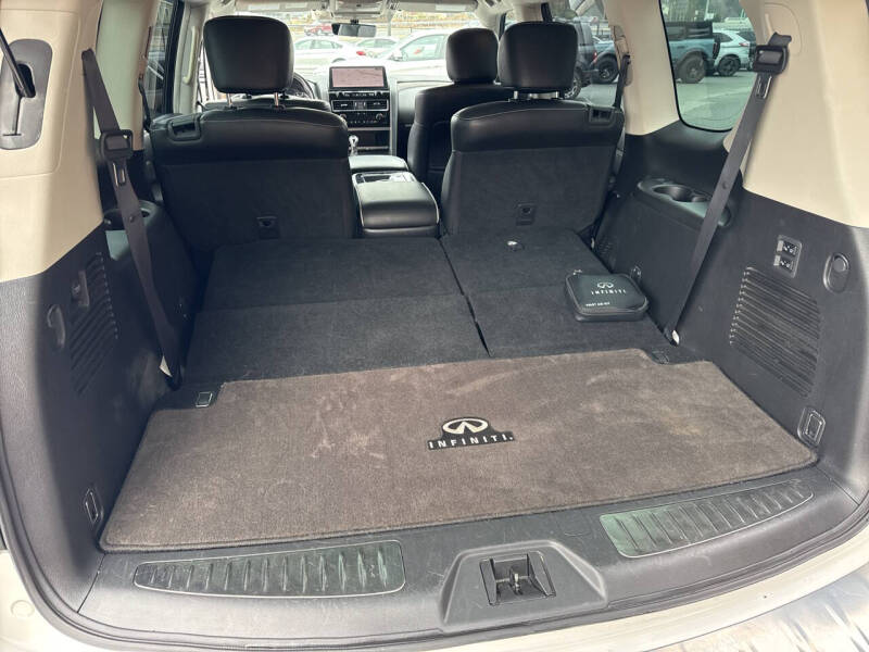 2022 Infiniti QX80 Premium Select