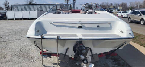 1993 Rinker V209