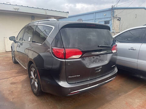 2017 Chrysler Pacifica Limited