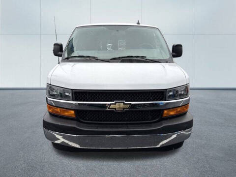 2023 Chevrolet Express 2500