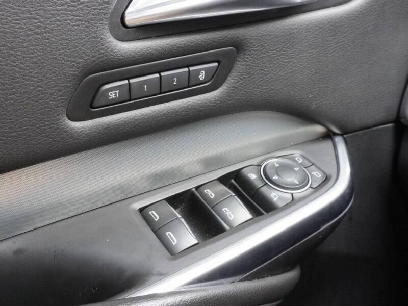 2021 Cadillac XT4 Premium Luxury